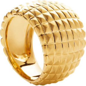 Anillo de oro.